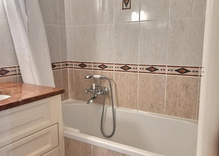 Apartment Centre Crans-montana, Balcon Plein Sud, Vue Alpes, Parking Prive